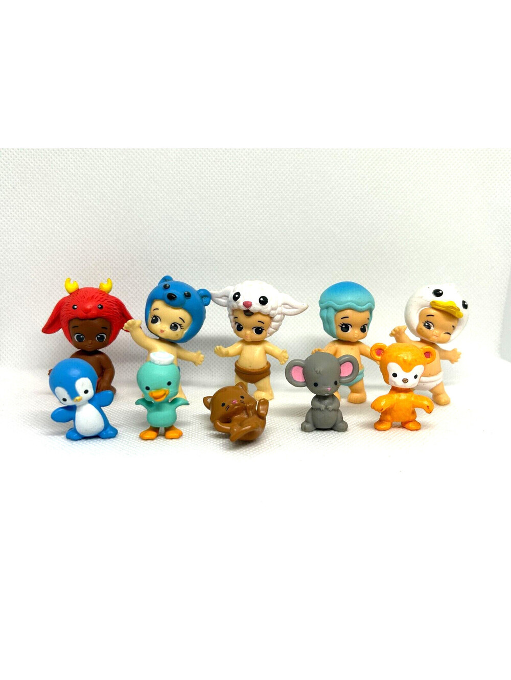 Twozies Minifigures - Lot of 10 figures
